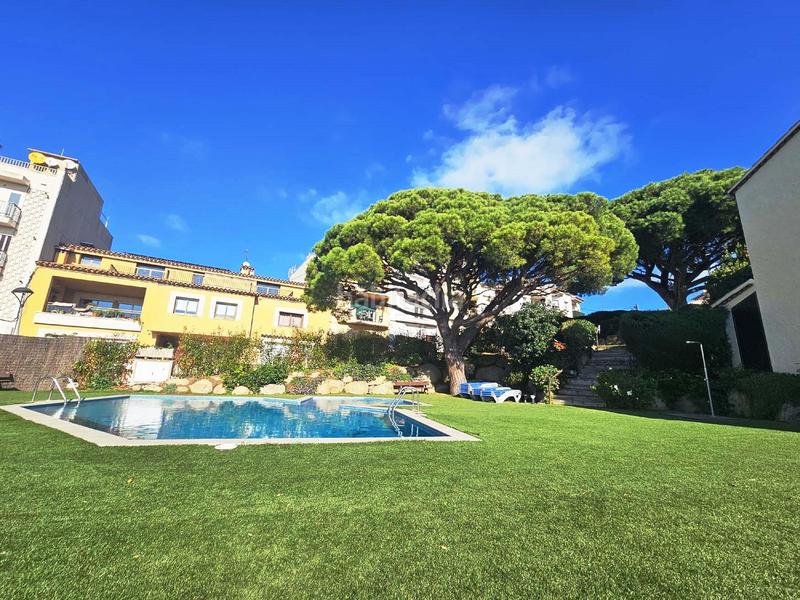 Foto 41c60865-2be7-402e-b46a-93290239af5c. Casa a schiera con riscaldamento parcheggio piscina in Sant Feliu de Guíxols