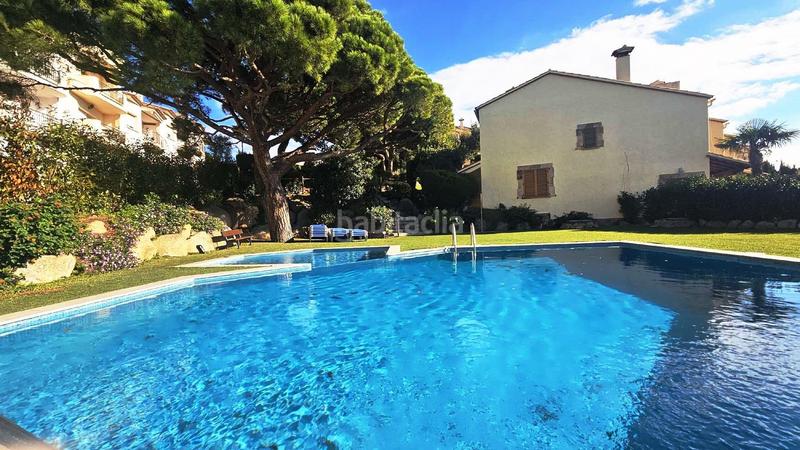 Foto d136ce57-6e5f-4fa9-ba5e-459ce32ae601. Casa a schiera con riscaldamento parcheggio piscina in Sant Feliu de Guíxols
