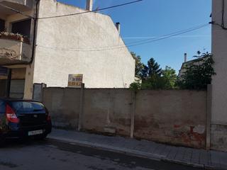 Wohngrundstück in Carrer de lleida 25. Terreno amplio para casa unifamiliar en manlleu