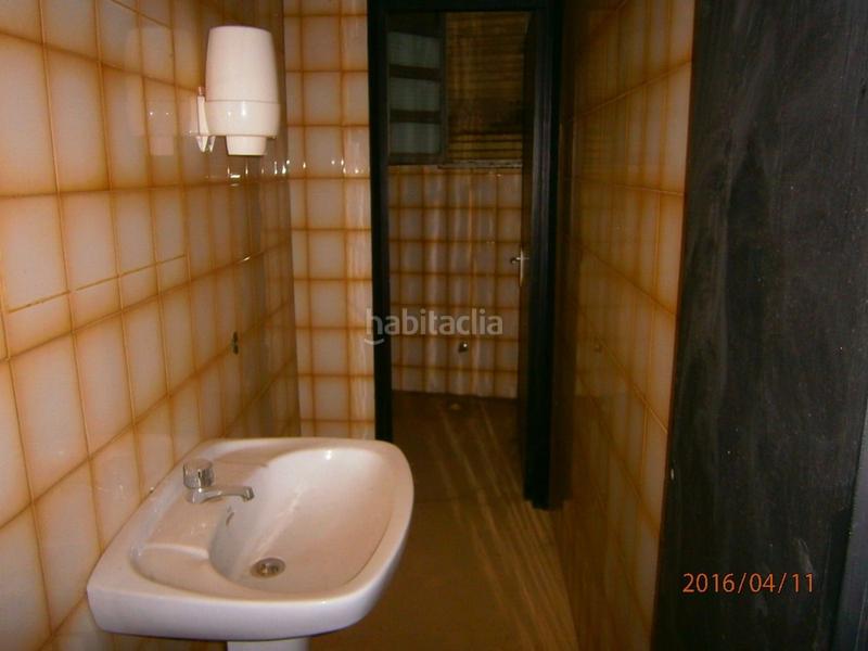 Foto bb89a9f1-2ad8-4e60-93e6-165ee6f3f28c. Geschäftsraum in Torelló