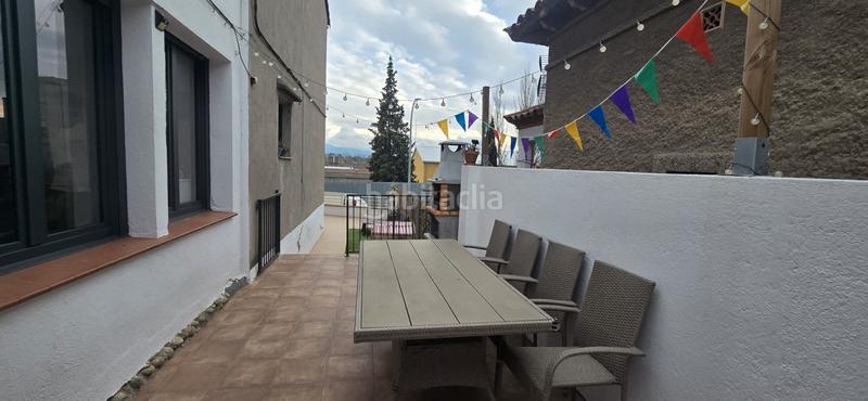 Foto 03069ae4-7f77-4c6f-9f9a-9b3d4fb6f50e. Casa pareada casa a 3 vientos en venta zona de gracia en Manlleu