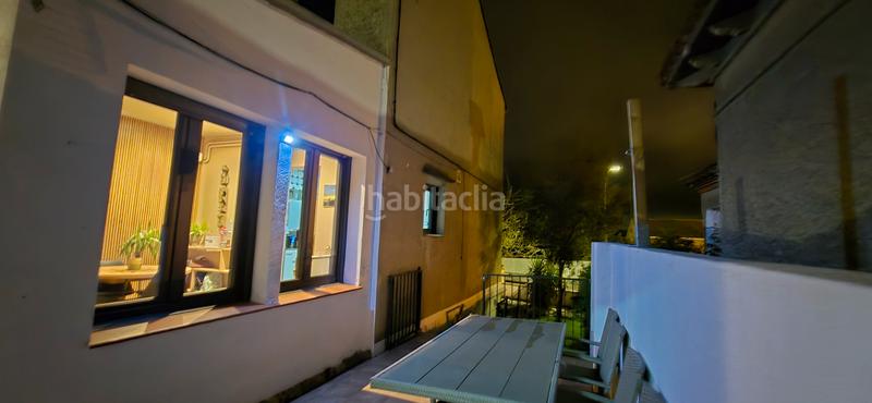 Foto c781ea15-b028-4dc4-b562-4ca6a4bec823. Casa pareada casa a 3 vientos en venta zona de gracia en Manlleu