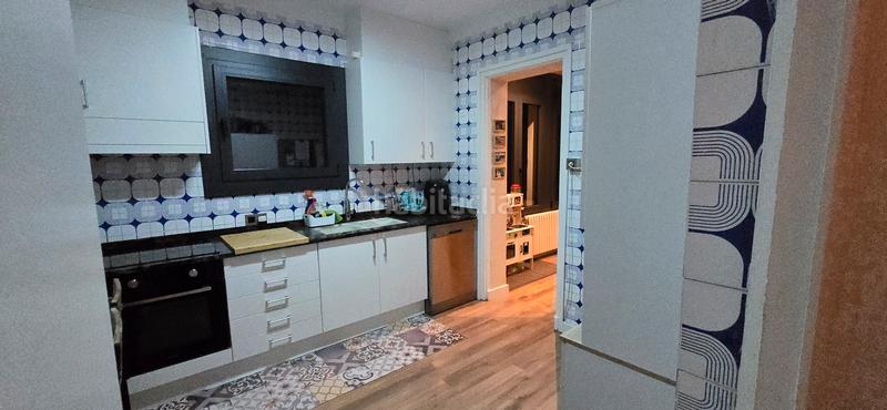 Foto f0d1724d-0246-4f28-a9cc-9ae8611eb1b5. Casa pareada casa a 3 vientos en venta zona de gracia en Manlleu