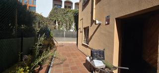 Casa adosada  Carrer de puigpardines. Casa de segunda mano en venta manlleu zona vilamirosa