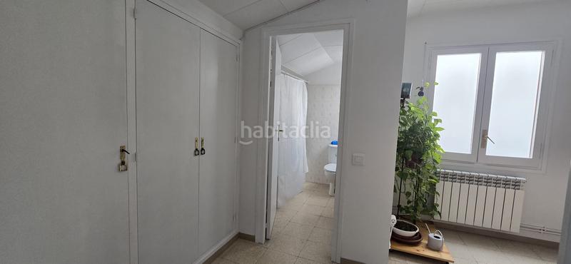 Foto a26b124e-744a-4cb1-bae8-aba1f7e20824. Dúplex a carrer d'enric delaris 40 a Manlleu