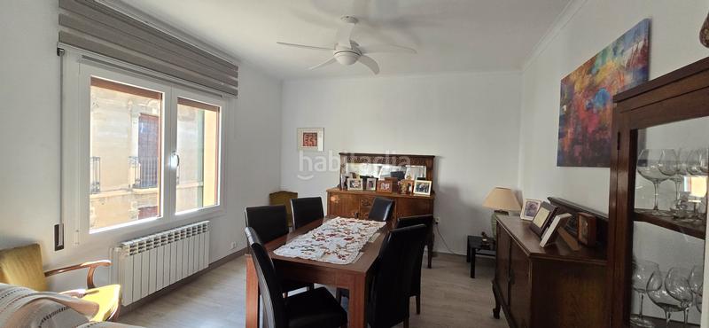 Foto d56c1e89-00da-46d3-861f-8461c83ac73c. Dúplex a carrer d'enric delaris 40 a Manlleu