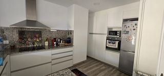 Duplex à Carrer d'enric delaris 33. Manlleu duplex en venta centrico