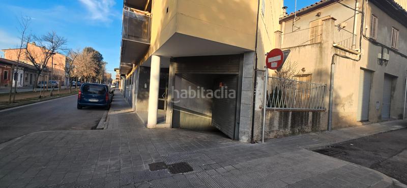 Foto 00481163-0b8c-4930-8226-071b54563232. Car parking in Manlleu