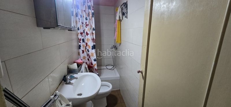 Foto 234b48f2-d2eb-4657-8308-063093a08b84. Piso en carrer del pont 47 piso para invertir actualmente alquilado en Manlleu