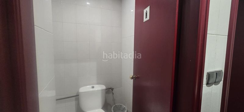 Foto 431d792e-3c1b-454b-9090-7207bfcdff3e. Local comercial a passeig de sant joan 153 a Manlleu