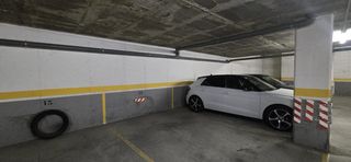 Aparcament cotxe a Carrer de Vilamirosa 82