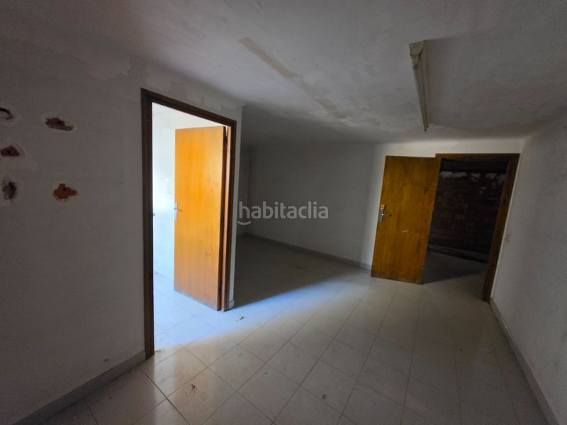 Foto db01f731-345d-4a13-9000-8322c829fc22. Alquiler local comercial local en alquiler en la zona de gracia en Manlleu