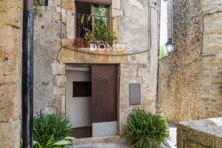 Casa  Plaa de la llibertat. Casa en venta en besal, con 284 m2, 3 habitaciones y 2 baos, t
