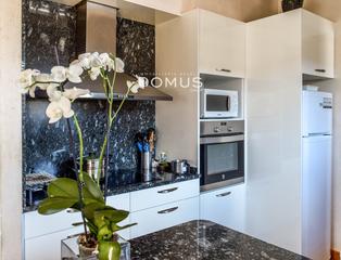 Xalet  Carrer del camp de les forques. Chalet independiente en venta en besal, con 327 m2, 5 habitacio