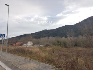 Terreny residencial  Camí de can surós. Parcela urbana en venta en besalú.