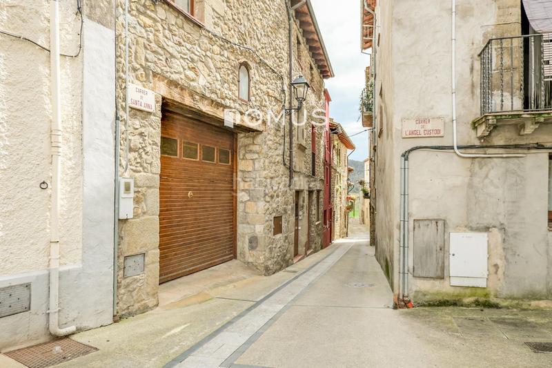 Foto aba645fb-4367-4f06-ad1e-fdeff785038d. Casa con riscaldamento parcheggio in Vall d´en Bas (La)