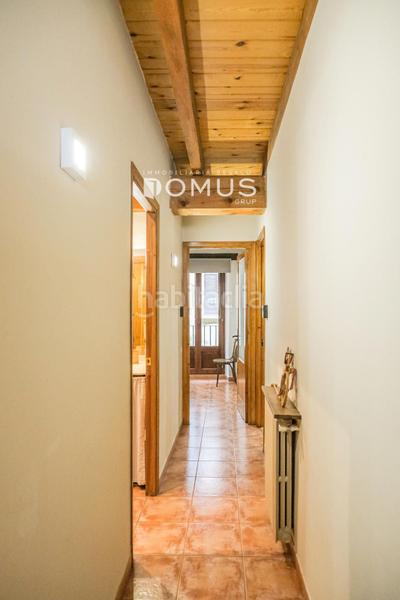 Foto c399e276-b375-4e91-a8da-4b9636313794. Casa con riscaldamento parcheggio in Vall d´en Bas (La)