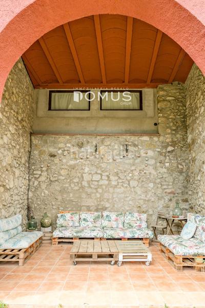 Foto d0be29ac-b7e6-418f-819e-29837ccc26e7. Casa con riscaldamento parcheggio in Vall d´en Bas (La)