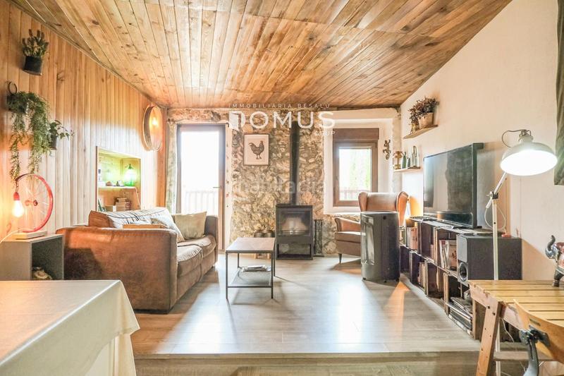 Foto e64e9df4-7c64-4421-840a-ca79d59193bc. Casa con riscaldamento parcheggio in Vall d´en Bas (La)