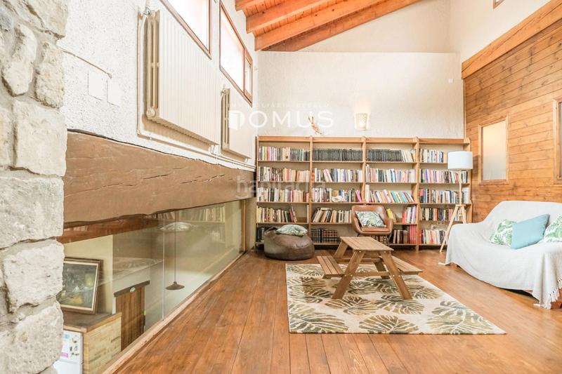 Foto f12ab723-4e8b-4591-8f83-81c123135b31. Casa con riscaldamento parcheggio in Vall d´en Bas (La)