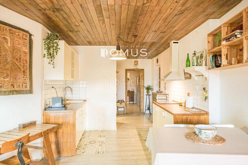 Foto f2cb6471-24a8-4ea9-ad64-a6c5b08051c7. Casa con riscaldamento parcheggio in Vall d´en Bas (La)