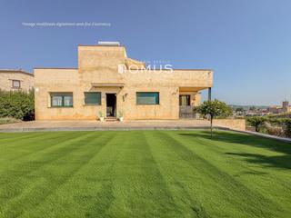 Maison  Mossen cinto verdaguer. Casa con gran terreno, vistas y tranquilidad en lladó