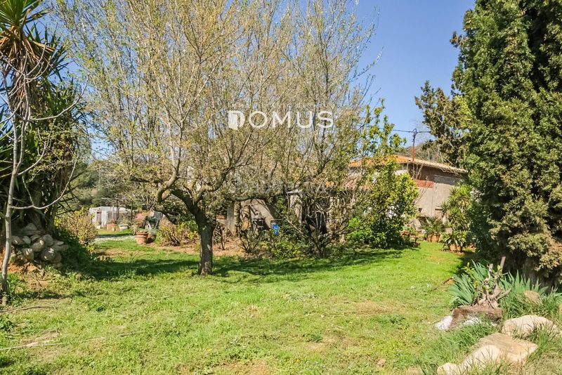 Foto 3d091621-b640-403a-b1e4-80eb5a6a6523. Masía  en venta en Besalú