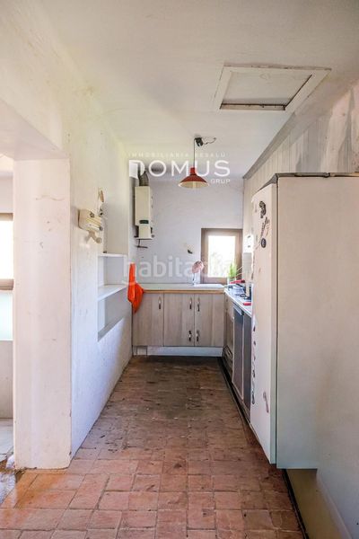 Foto 47fe0d18-3c92-4fc8-8137-774b8657d9c1. Masía  en venta en Besalú