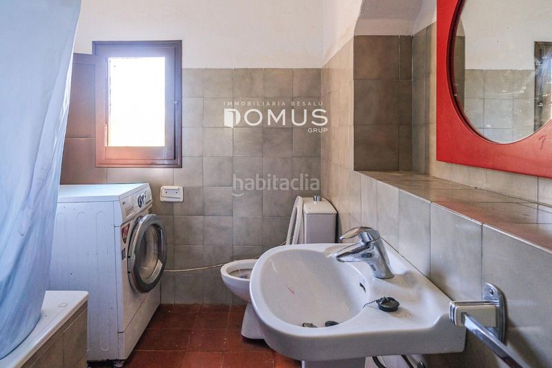 Foto c3dc9255-f1f0-4096-b2ef-3a7046e6a325. Masía  en venta en Besalú