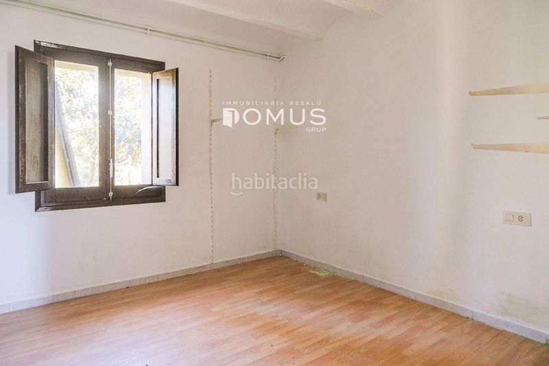 Foto cafd215f-72df-4f7e-8703-677178a98bd3. Masía  en venta en Besalú