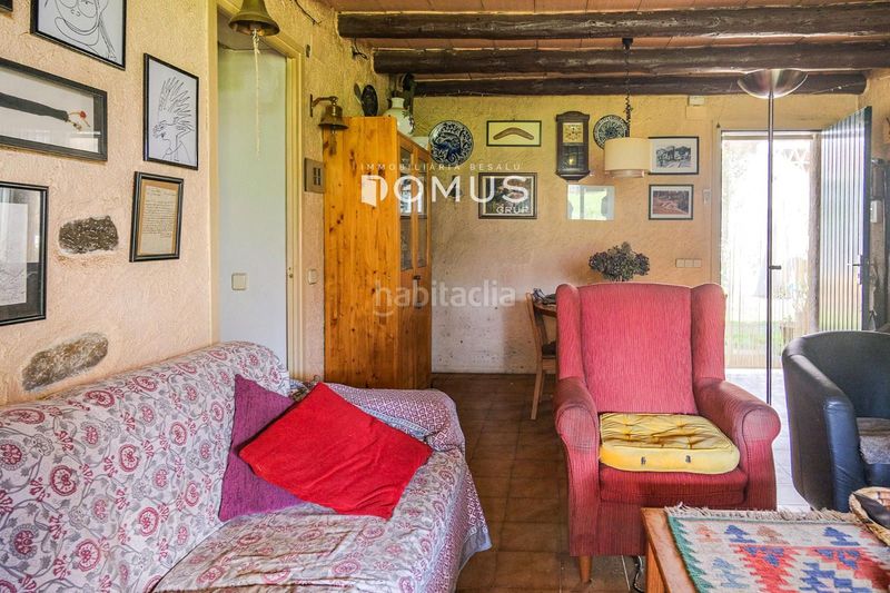 Foto e80672eb-8c11-4b45-bec7-7e563eaf19d0. Masía  en venta en Besalú