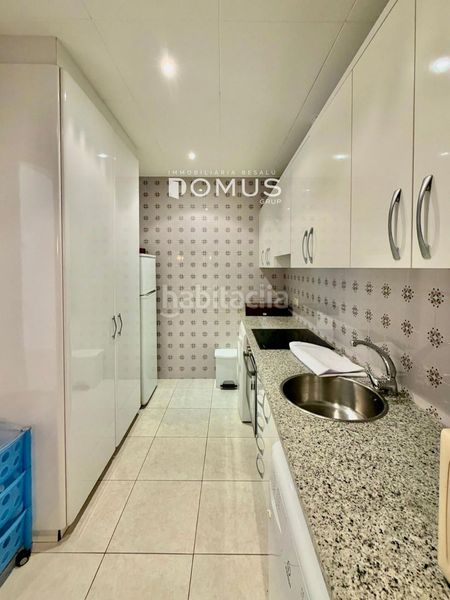 Foto 2cf702e8-5568-44f4-bf0f-766495f0f335. Rent flat with heating in Nucli Antic Escala (L´)