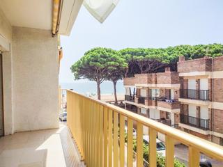 Apartment in Diputacio 136. Zona muy tranquila ideal turismo familiar