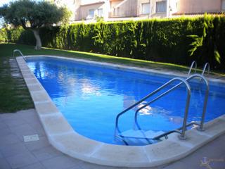 Apartament a Av. manuel de falla 34. Cambrilsapartamento