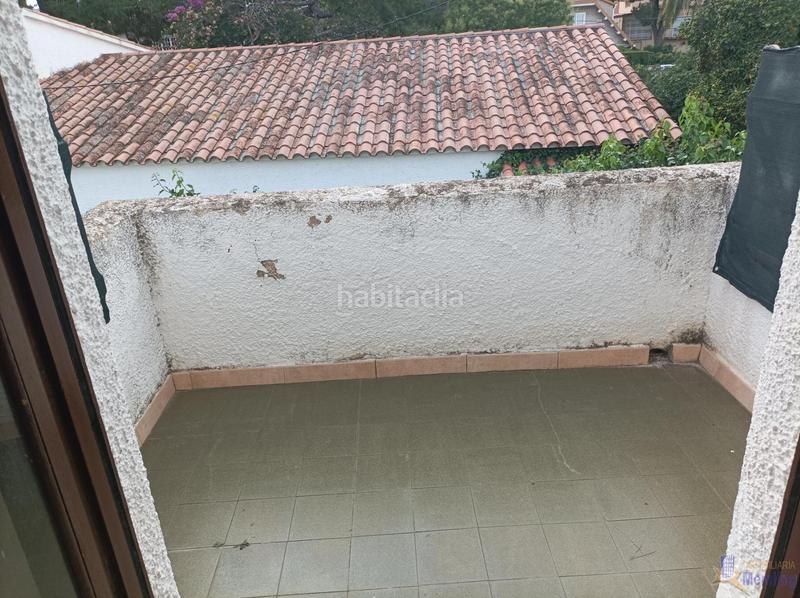 Foto 0f939328-52ca-405a-b6e1-250bd0a2205d. Casa aparellada a fraipont 25 a Vilafortuny Cambrils