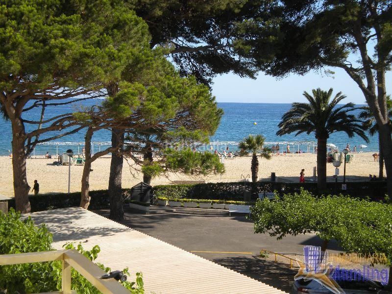 Foto 0261099c-6961-4349-aba1-827182889e42. Apartament a diputacio 130 a Vilafortuny Platja Cambrils