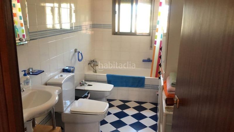 Foto 82cba277-ecd4-4bbf-9d91-b52efbea06e6. Xalet amb calefacció aparcament piscina a Cabo Roig Orihuela