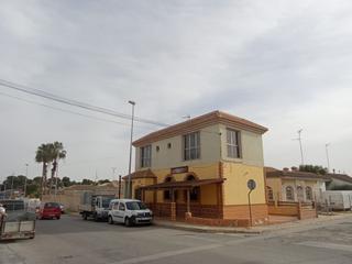 Local Comercial  Sierra de la pila. Local comercial  2 oficinas arriba para 2 apartamentos suelo urb