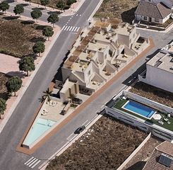 Casa a Almeria. Acogedor bungalow de 2 dormitorios y 2 baños en san pedro, con j