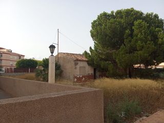 Masia a Los Peñascos-El Salero-Los Imbernones. Venta de casa para restaurar o si eres constructor hablamos de v