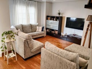 Casa a schiera in Los Cuarteros. Casa independiente mas que una sobrepilares con estructura prepa