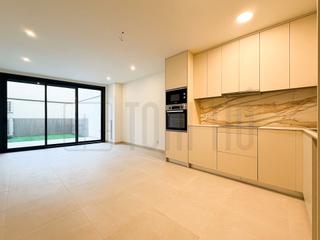 Pis  Carrer de vilarrúbias. Duplex nuevo en planta baja