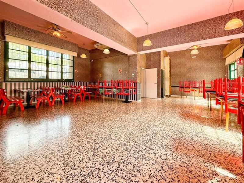 Foto a6f40f83-13c3-4857-9a45-2c3cfbfd2111. Lloguer local comercial a Can Feu Sabadell