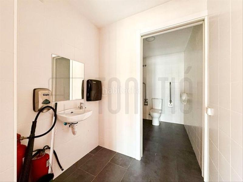Foto 638e08b1-789b-4e7f-8014-aae2162168fb. Rent business premise in Can Feu Sabadell
