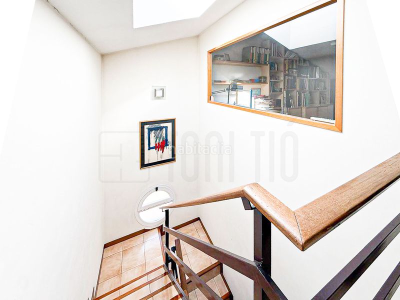Foto 83a2e694-183d-45eb-8e4f-b9708263716e. Casa amb calefacció aparcament a Creu Alta Sabadell