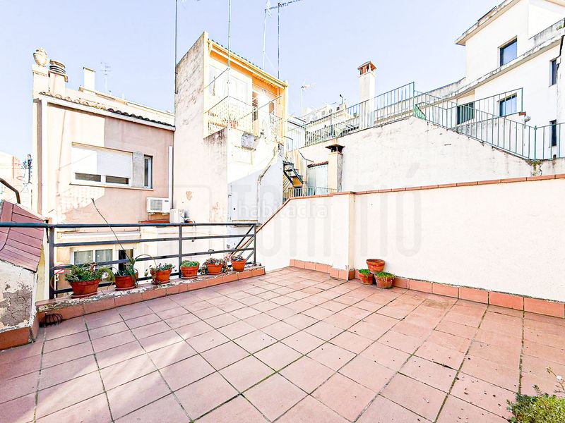 Foto 9e62d039-a766-46ae-9c39-6632363eff83. Casa amb calefacció aparcament a Creu Alta Sabadell