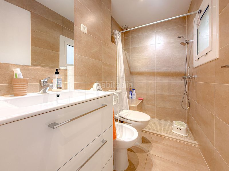 Foto fb9a460b-ee98-4d8b-a6de-a2ff95179ccb. Planta baixa a Centre Sabadell