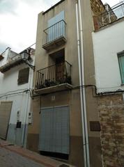 Casa a N/a. Vivienda en albocàcer. planta baja, primera, segunda y buardilla