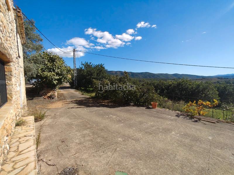 Foto 3b30b1de-ff31-43f0-8440-cf5af141f242. Casa amb xemeneia aparcament a Culla