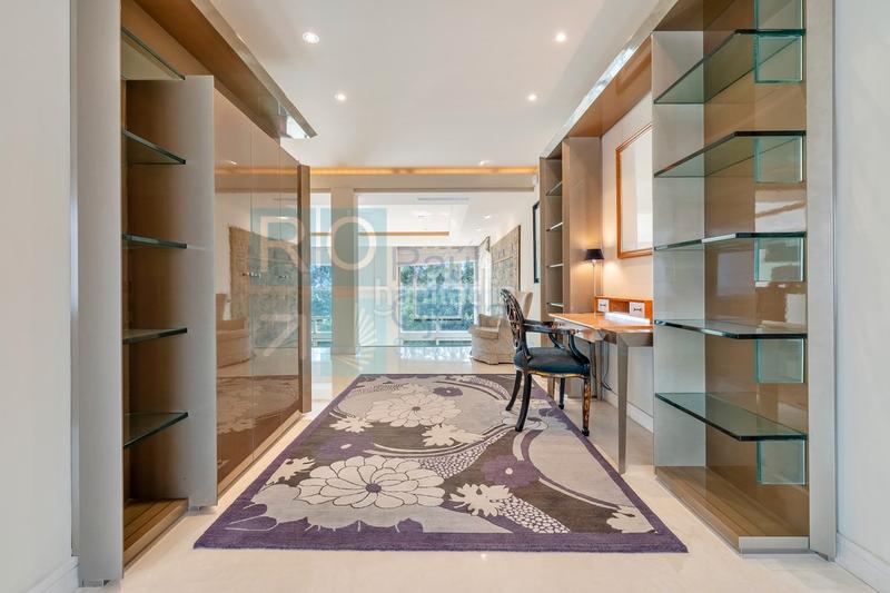 Foto c4463757-cf2d-41e2-b12d-6733356280fd. Chalet con camino riscaldamento parcheggio piscina in Reus